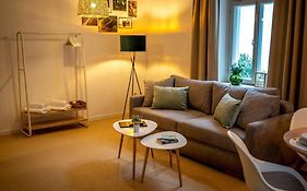 Villa I 100M Kurpark I Wintergarten Boxspringbett I Netflix